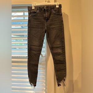 Skinny jeans